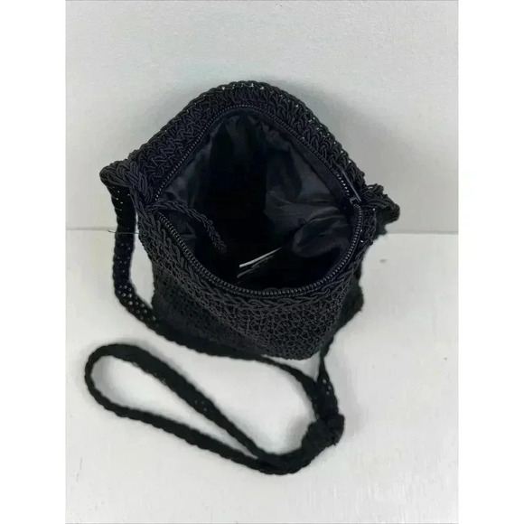 Handmade Aria Black Knitted‎ Cross Body Purse - Picture 5 of 7